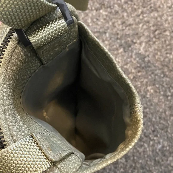 Piquadro Olive Green Crossbody Bag - Picture 6 of 13